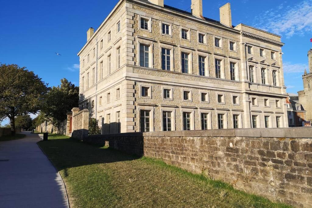 Appartement Au Coeur Des Remparts Boulogne-sur-Mer Exterior photo